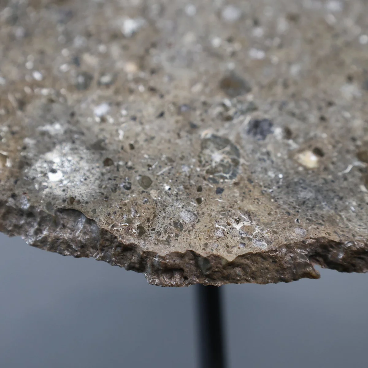 Large Lunar Meteorite - Oued El Hamim 001 - 884 grams - Image 3