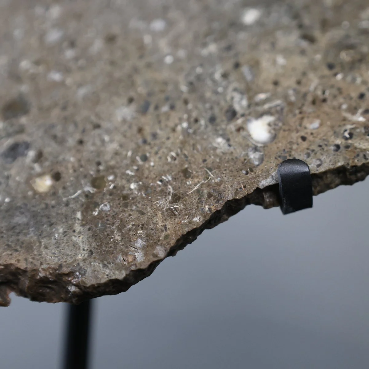 Large Lunar Meteorite - Oued El Hamim 001 - 884 grams - Image 6